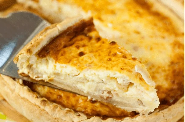 PETITE QUICHE AU FROMAGE